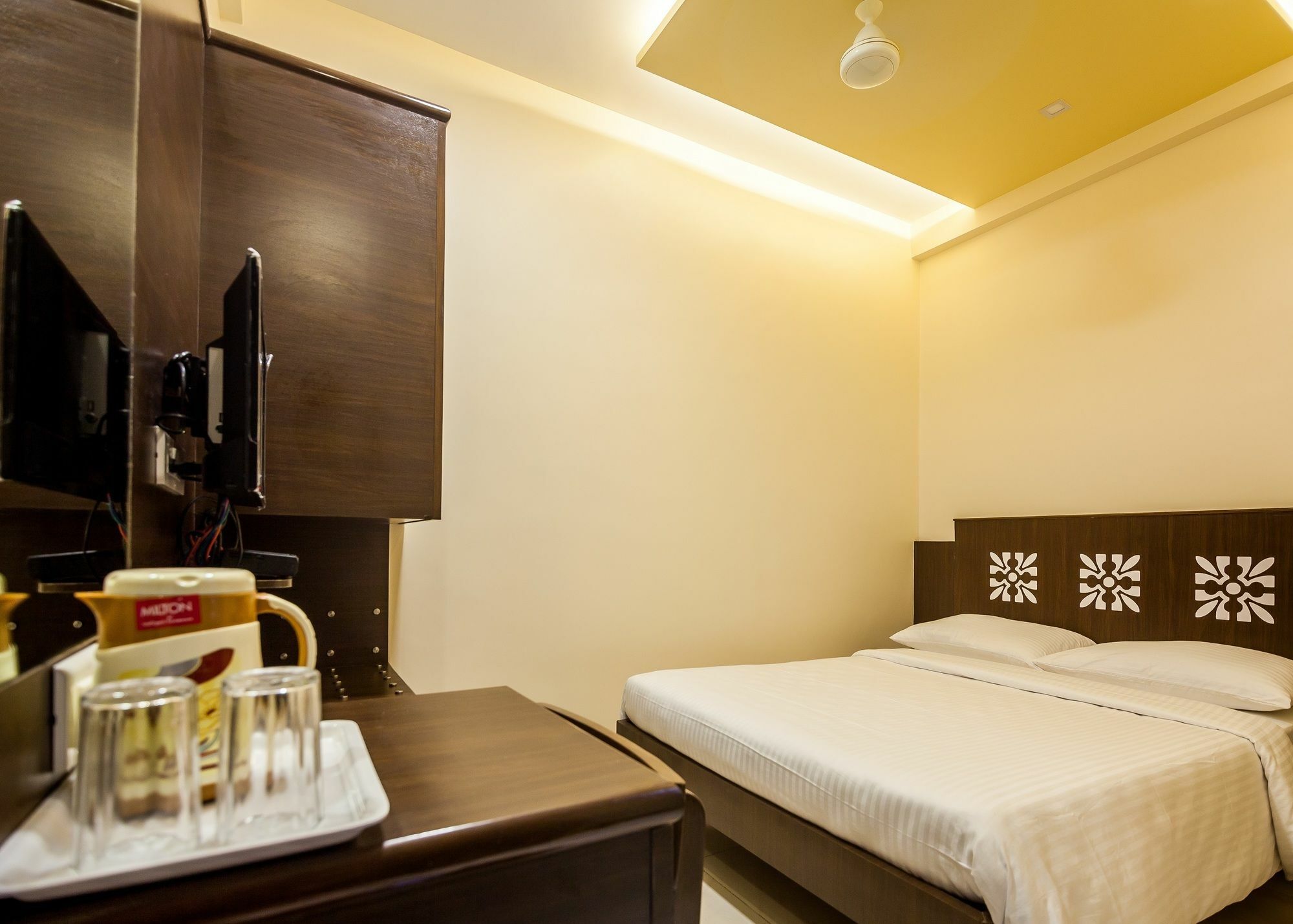 City Guest House - Dadar Mumbai Exterior foto